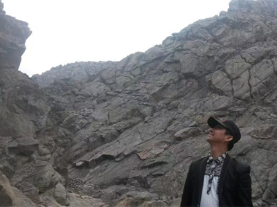 巍巍贺兰山